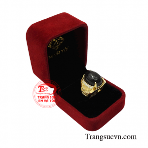 Nhẫn nam thạch anh tóc thịnh vượng có giấy kiểm định.