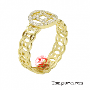 Nhẫn nữ kim tiền thịnh vượng vàng 18k với thiết kế độc đáo và nổi bật giúp người đeo thêm phần sành điệu
