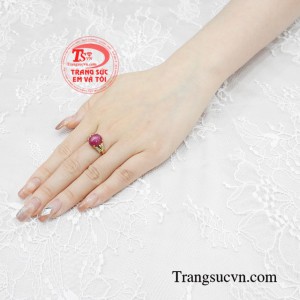 Nhẫn nữ ruby sao tinh tế