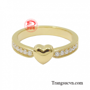 Sản phẩm tuy không quá cầu kì nhưng vẫn tôn lên được nét đẹp đáng yêu, cá tính cho phái đẹp