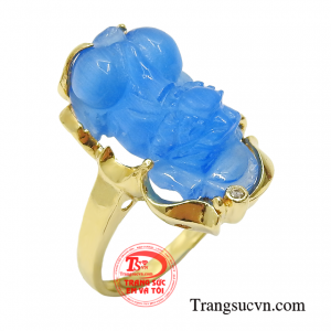 Sử dụng trang sức tỳ hưu giúp bạn phát triển đường tài lộc, chiêu mộ sự giàu có, thu vào của cải từ bốn phương cho chủ nhân. 