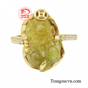Nhẫn nữ tỳ hưu cũng là món quà ý nghĩa dành tặng người thân vào các dịp đặc biệt.