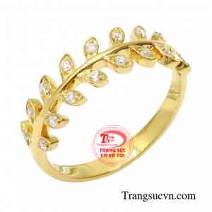 Nhẫn nữ vàng 18k giao hàng tận nơi.