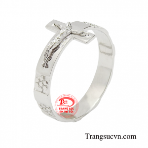 Nhẫn thánh giá bình an vàng trắng 10k được chế tác theo công nghệ hiện đại tạo nên một sản phẩm hoàn hảo cho người đeo