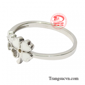 Sản phẩm sẽ là món quà đóng vai trò như một lời tỏ tình giúp bạn ghi điểm trong mắt đối phương.