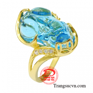  Tỳ hưu từ lâu được coi như lá bùa đem đến may mắn và tài lộc cho người sử dụng.