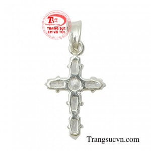 Thánh giá bạc bình an đảm bảo chất lượng.