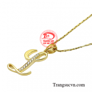 Bộ trang sức mang đến cái nhìn mới lạ và độc đáo. Sản phẩm thích hợp với nhiều phong cách và nhiều kiểu trang phục khác nhau.