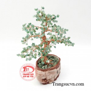 Đá Aventurine không chỉ được biết đến là loại đá trang sức cao cấp mà còn còn có những tác dụng có lợi cho sức khỏe con người nên thu hút rất nhiều khách hàng.