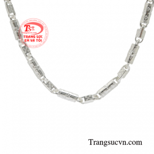 Sản phẩm nhận giao hàng tận nơi.