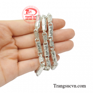 Dây chuyền bạc nam giới danh vọng đảm bảo uy tín.