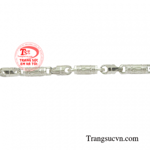 Dây chuyền bạc nam giới mạnh mẽ bảo hành uy tín.