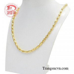 Ai cũng mong muốn mình thật thời trang và cá tính gây được ấn tượng mạnh với người đối diện.