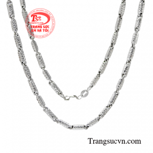 Với những quý ông lịch lãm, đẳng cấp và sành điệu thì đây chính là món trang sức dành cho nam được ưa chuộng nhất.
