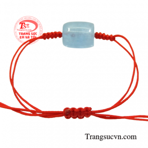 Đá aquamarine chất lượng phù hợp cho người mệnh thủy và mộc.