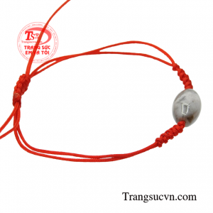 Sản phẩm mang nguồn năng lượng dương tích cực mạnh mẽ, nó có thể trấn áp lại năng lượng âm và áp chế, tiêu diệt cũng như loại bỏ năng lượng xấu.