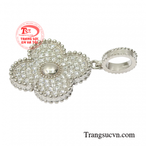 Sản phẩm sẽ giúp làm tươi mới tủ đồ trang sức cho các chị em phụ nữ.