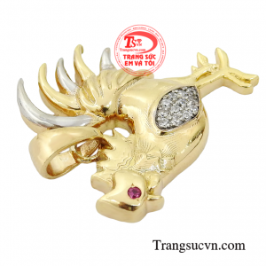 Mặt dây tuổi dậu may mắn giúp đường làm ăn hanh thông phát đạt, con đường sự nghiệp thăng tiến, cuộc sống thăng hoa.