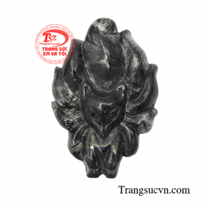 Mặt hồ ly tài lộc có ý nghĩa tích cực đối với những người làm ăn kinh doanh hoặc buôn bán.