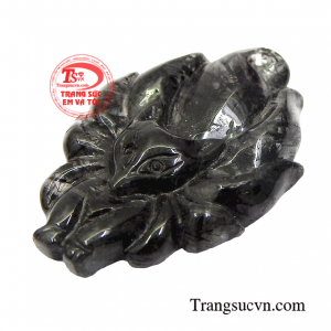 Hồ ly với tính chất nhanh nhẹn khôn khéo của mình có thể giúp bạn thu hút được khách hàng, dễ dàng thuyết phục họ hơn.