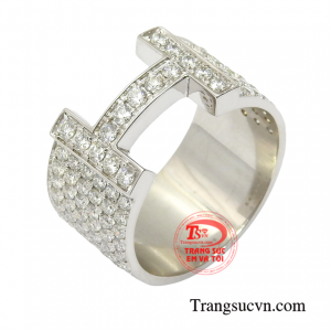 Do đó sản phẩm sẽ là sự lựa chọn tuyệt mĩ khi đi dự những buổi tiệc quan trọng.