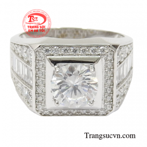 Chiếc nhẫn này chỉ dành riêng cho các quý ông có con mắt tinh tường có cái nhìn tinh tế. 