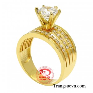 Thiết kế vững chắc tạo vẻ quyền lực của một người phụ nữ. 