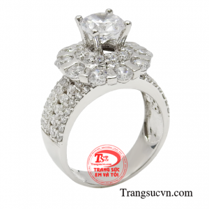 Nhẫn nữ vàng trắng thượng lưu mang đến nét đẹp sang trọng, quý phái cho các chị em. 