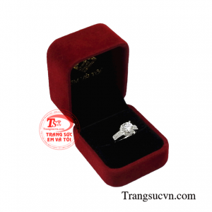 Nhẫn vàng trắng quý cô duyên dáng giao hàng tận nơi.