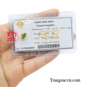 Đặc biệt sapphire còn là viên đá của tri thức, sự lãnh đạo sáng suốt và trung thực nên rất được các chủ doanh nghiệp, giám đốc,... lựa chọn để đeo bên mình