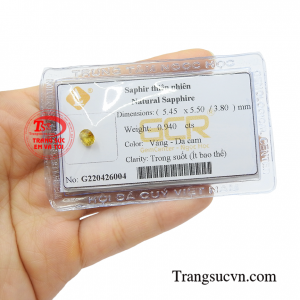 Sapphire còn là viên đá được gắn với sự giàu sang, sung túc