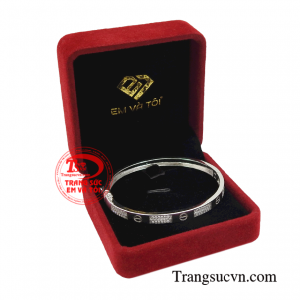 Sản phẩm nhập khẩu Korea vàng 10k chắc chắn khiến bạn hài lòng.