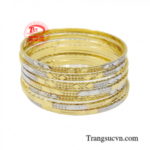 Vòng tuần vàng tây phong cách vàng 10k chế tác độc đáo, thời trang trên từng chi tiết.