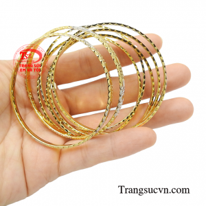 Vòng tuần vàng tây phong cách thời trang