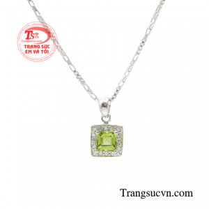 Sản phẩm nhận giao hàng nhanh trên toàn quốc.