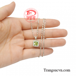 Bộ mặt dây bạc đá peridot giao hàng tận nơi.