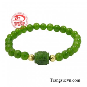Chuỗi tay nephrite quý phái được mệnh danh là vua của các loại ngọc.