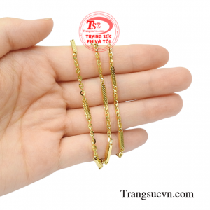 Dây chuyền vàng nam chất lượng mạnh mẽ.