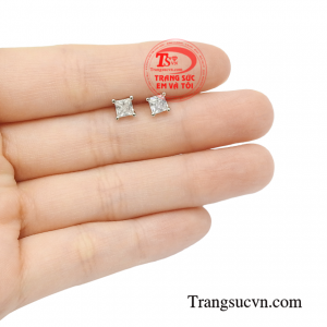 Hoa tai vàng trắng nữ tính chất lượng.