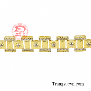 Sản phẩm không chỉ đem lại vẻ sang trọng, đẳng cấp mà còn giúp cho các chàng thu hút và nổi bật hơn trong đám đông.