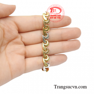 Lắc nữ vàng thời thượng bảo hành uy tín.