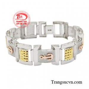 Lắc tay nam vàng trắng bản lĩnh sự mang đến sự bụi bặm, từng trải và khí chất mạnh mẽ của người đàn ông.