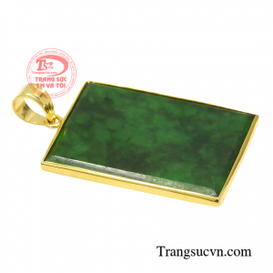 Với thiết kế đơn giản nhưng vẫn giữ được nét tinh tế sẽ giúp cho người đeo thêm phần hợp thời trang hơn.