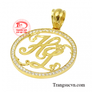 Mặt dây chuyền chữ vàng tây chất lượng giao hàng nhanh trên toàn quốc.