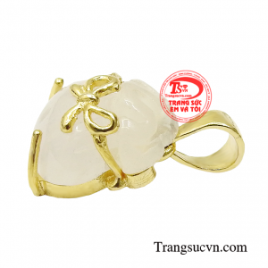 Ngoài đại diện cho của cải dồi dào, túi tiền còn có ý nghĩa tiết kiệm, tích lũy tài sản, sung túc lâu dài.