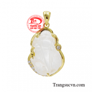 Mặt dây chuyền tỳ hưu phú quý là linh vật hàng đầu có khả năng đem đến vận may về tài lộc lẫn cuộc sống cho chủ nhân. 