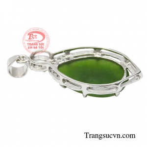 Mặt dây đá quý dành cho nữ bảo hành 12 tháng.