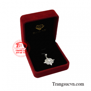 Mặt nữ vàng trắng kiêu sa