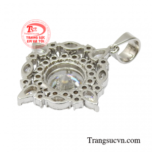 Đây cũng là món quà tuyệt vời để dành tặng vợ hay mẹ, để thể hiện tình cảm yêu thương của mình dành cho những người phụ nữ quan trọng đời bạn.