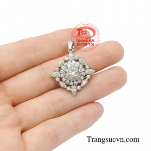 Mặt nữ vàng trắng sang trọng bền đẹp.